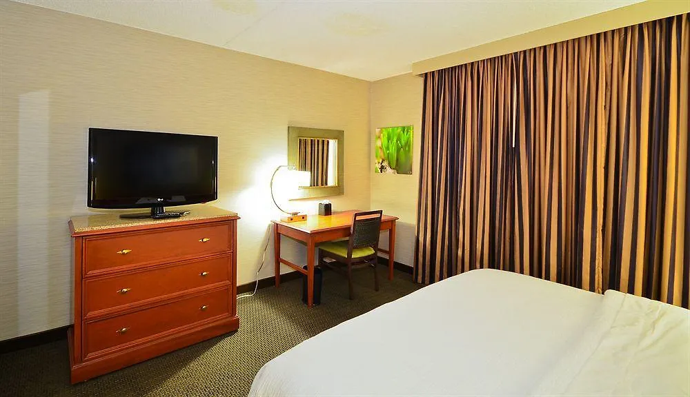 Embassy Suites By Hilton Denver Central Park